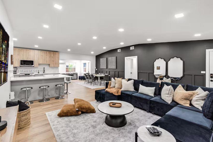 Homes for sale in Miami, FL | 17621 Ne 7Th Ave, Miami, FL 33162 | MLS# A11880227