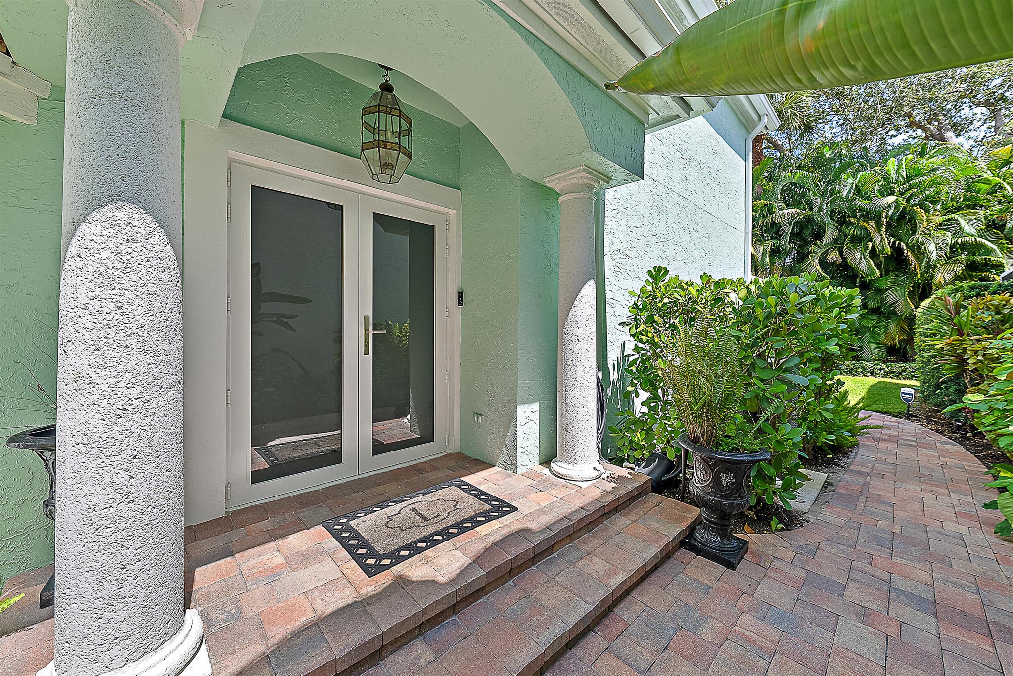 Homes for sale in Juno Beach, FL | 7 Grand Bay Circle, Juno Beach, FL 33408 | MLS# R11125338