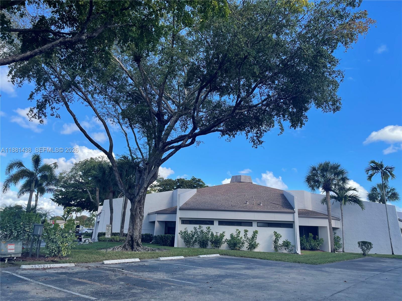 Royal Park Gardens I-B Co