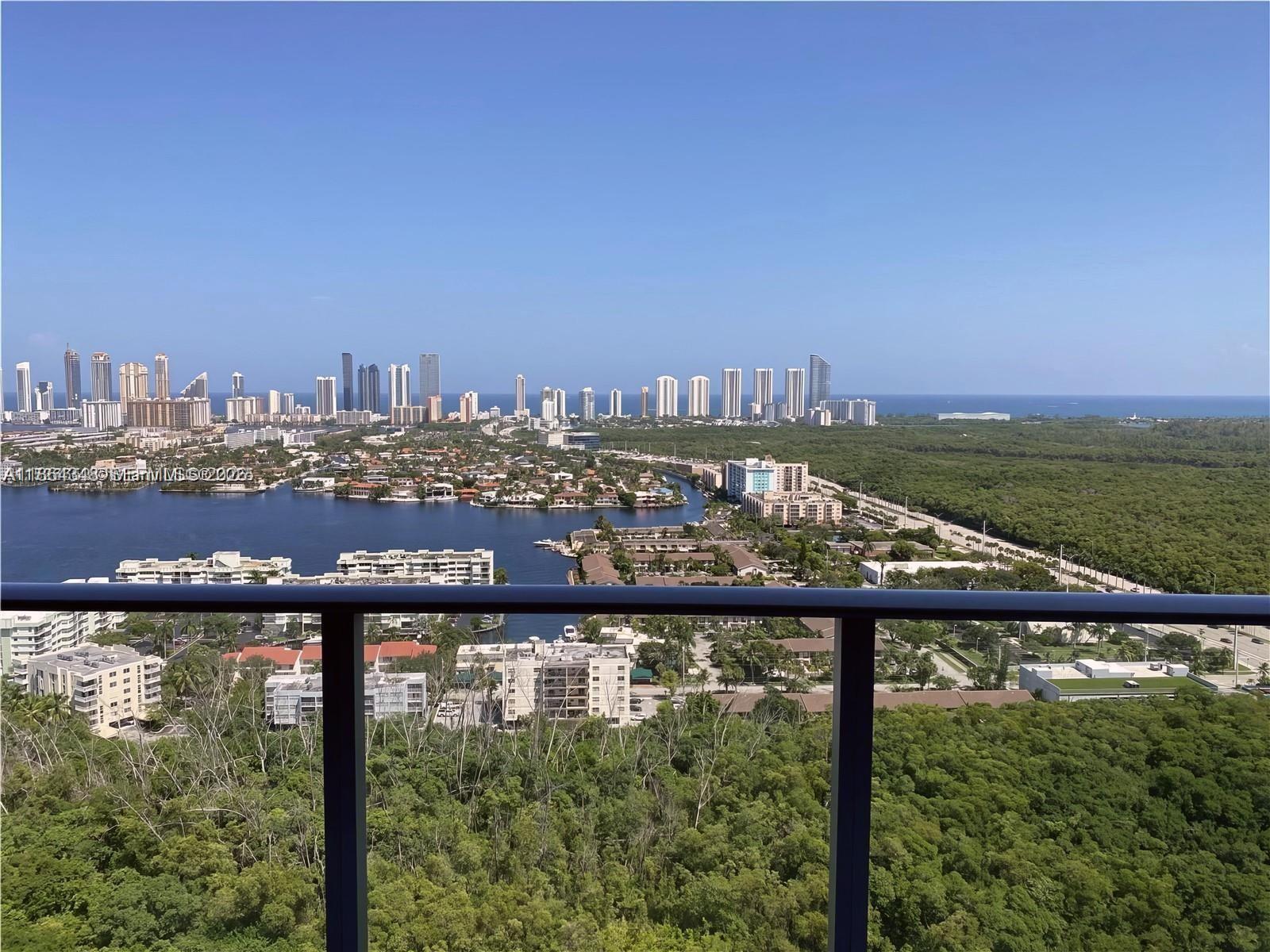 The Harbour South Condo