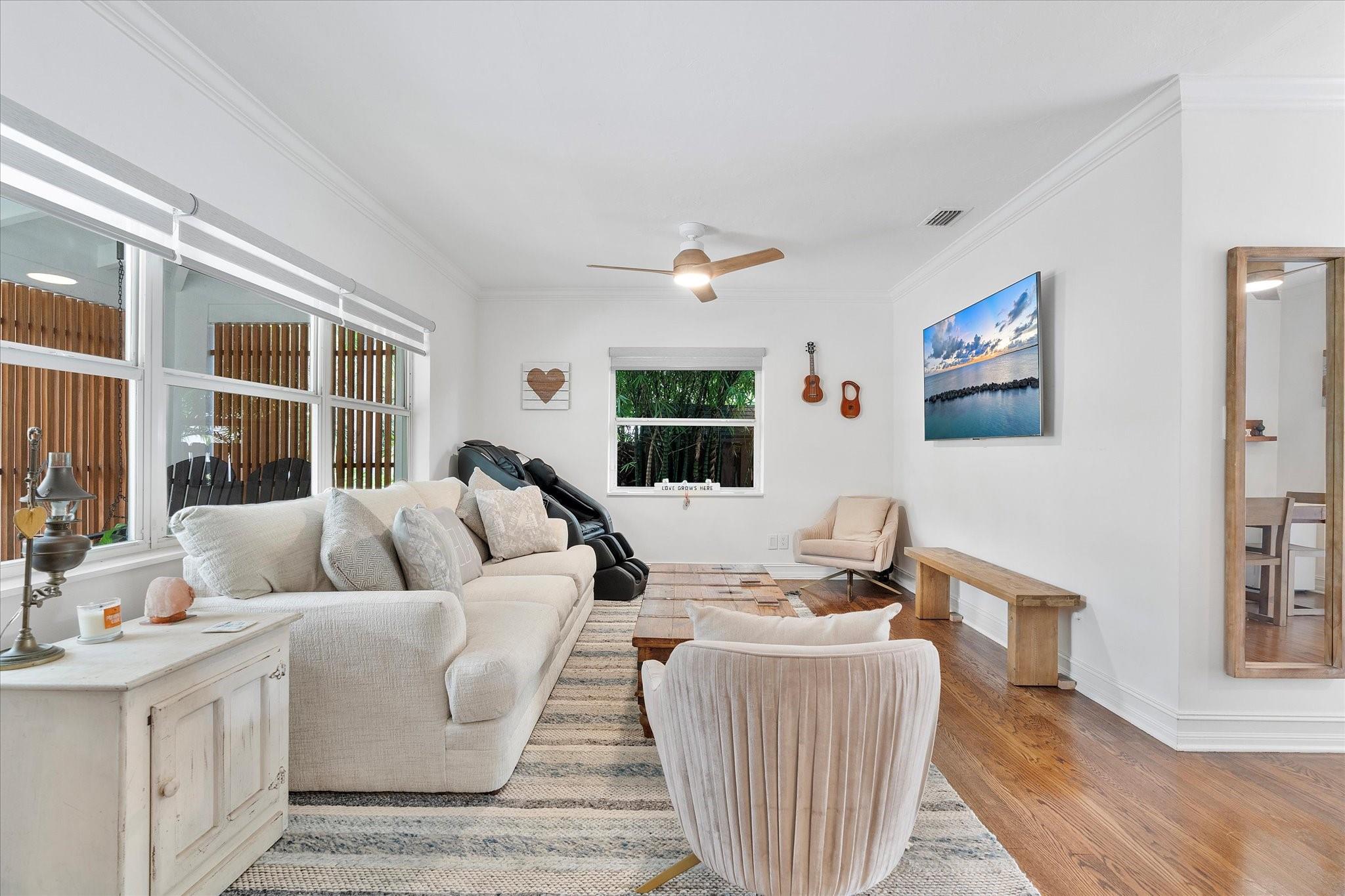 Homes for sale in Hollywood, FL | 1519 Washington St, Hollywood, FL 33020 | MLS# F10526893