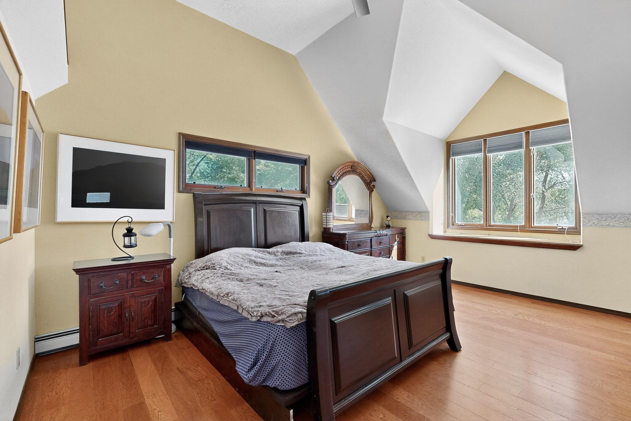 160 ANDREWS Lane Bedroom