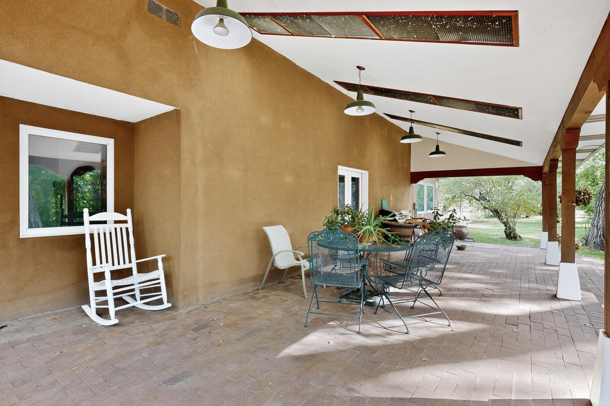 160 ANDREWS Lane Patio