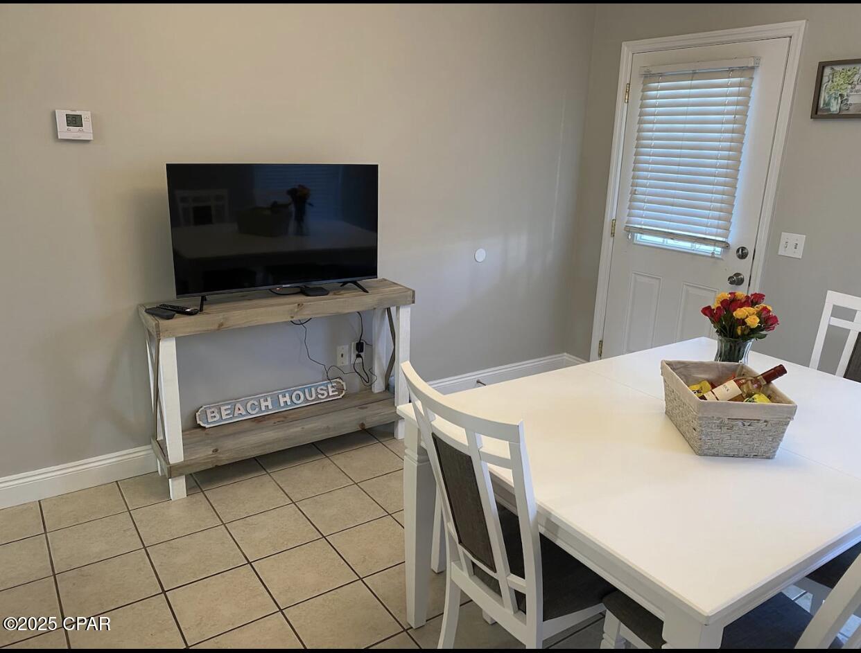 Image 16 For 2619 Beech Street