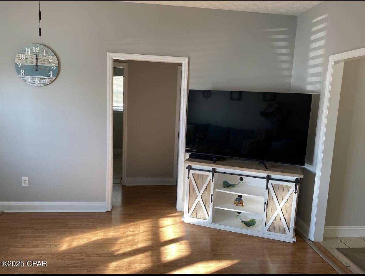 Image 19 For 2619 Beech Street