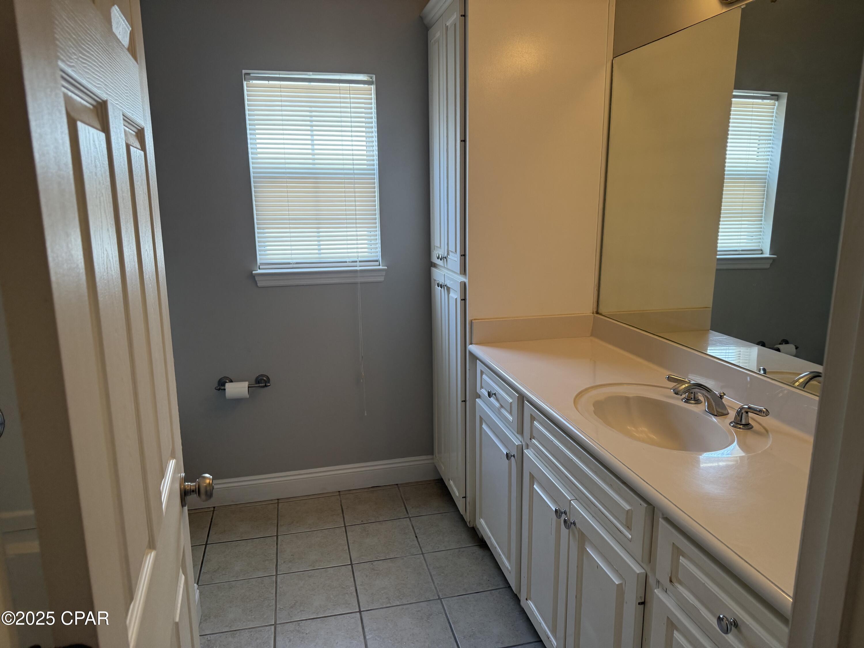 Image 38 For 2619 Beech Street