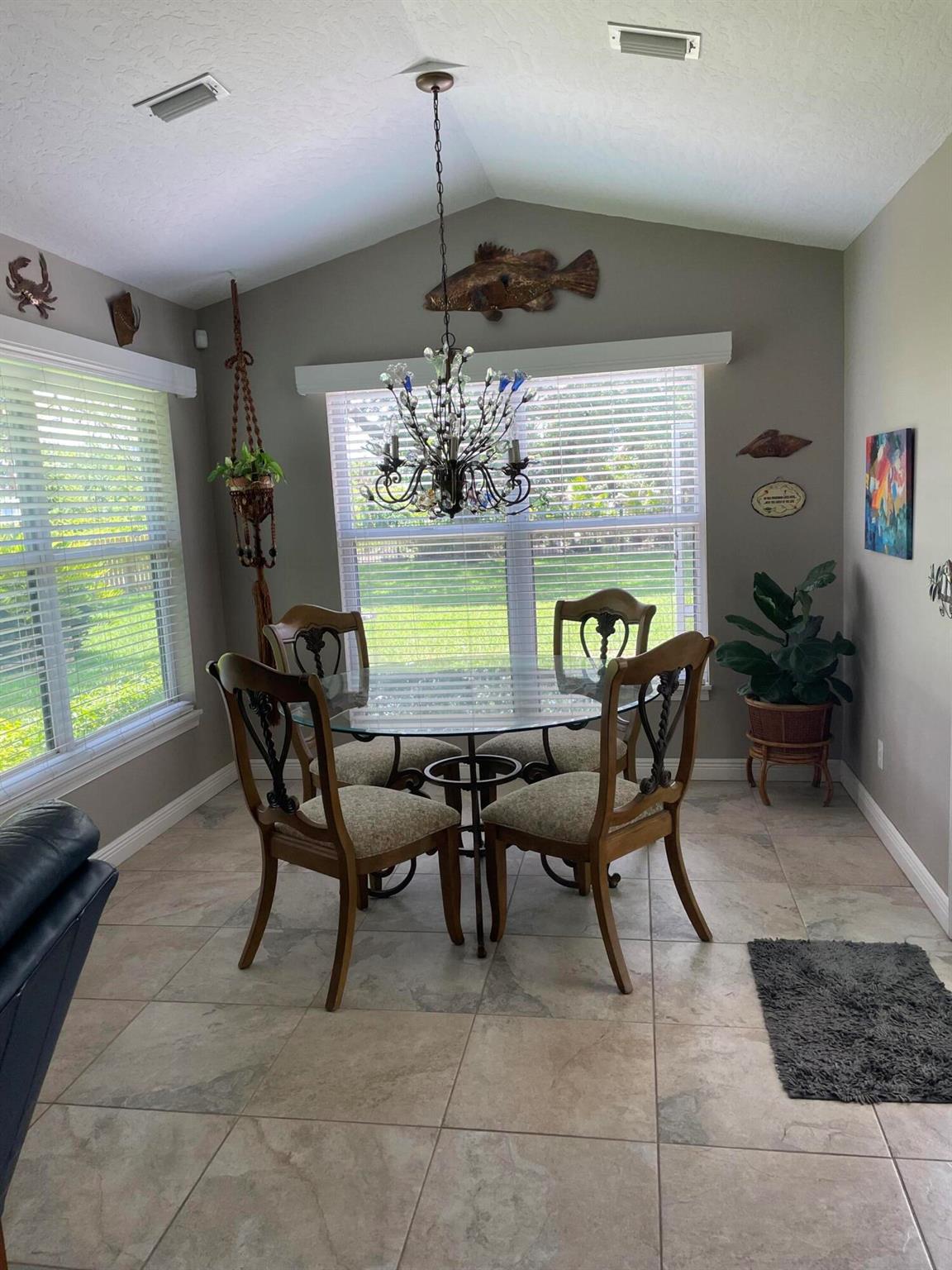 Homes for sale in Sebastian, FL | 717 W Fischer Circle, Sebastian, FL 32958 | MLS# R11125445