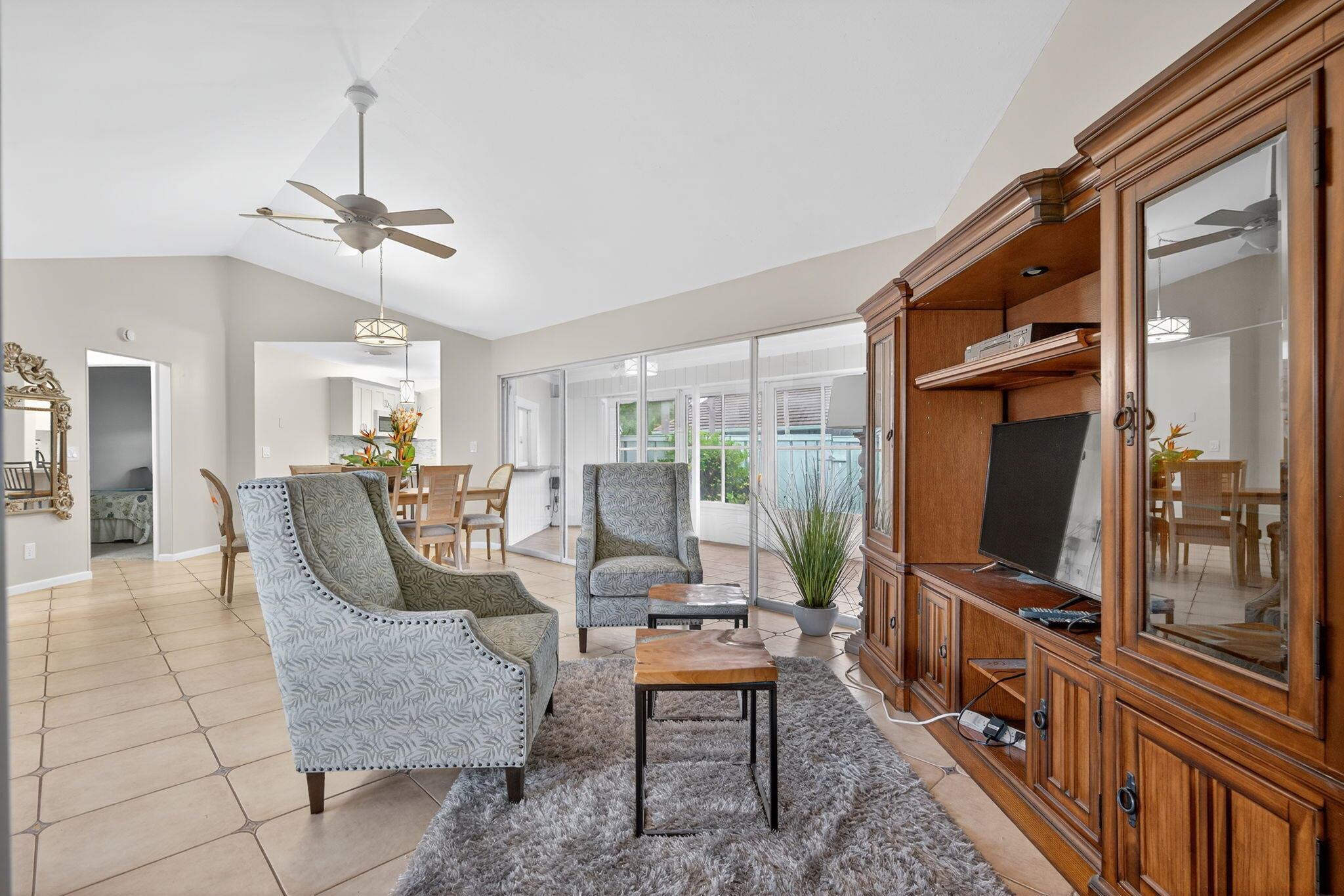 Homes for sale in Jupiter, FL | 1127 E Seminole Avenue #8a, Jupiter, FL 33477 | MLS# R11125450