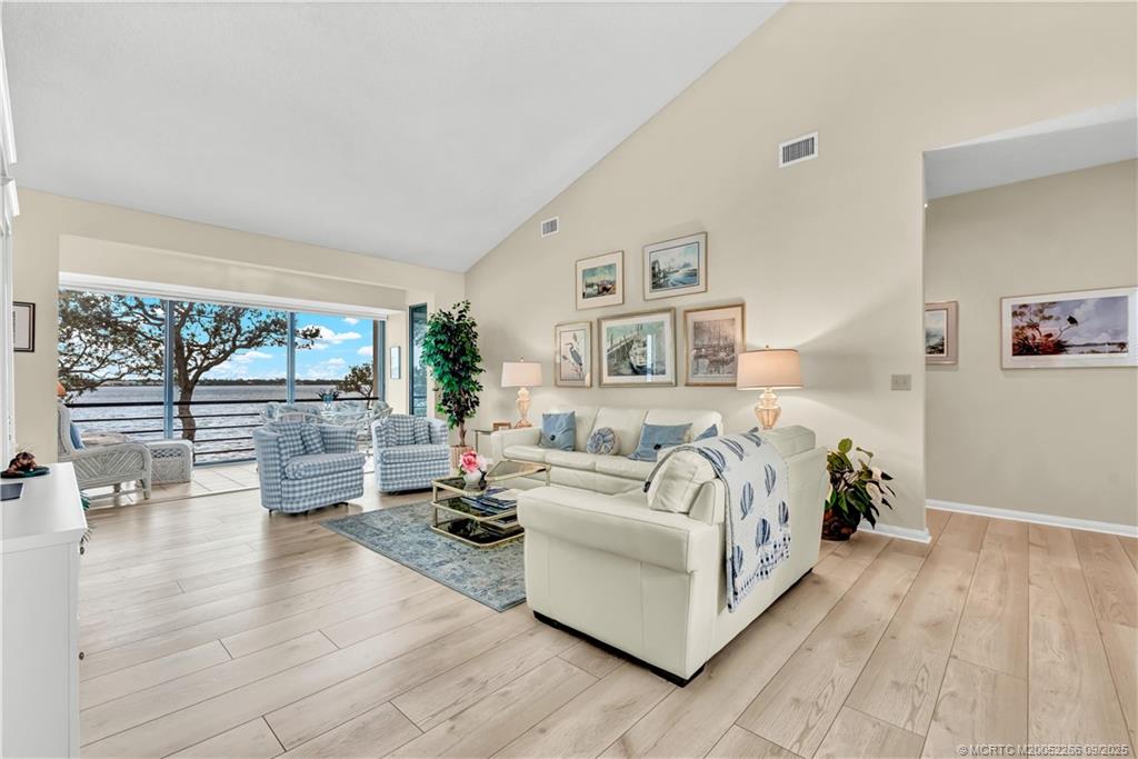 MLS# M20052266 Property Photo