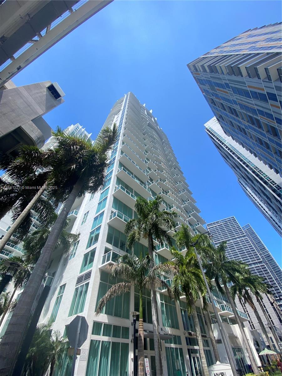 Apartamento à Venda em Miami, FL