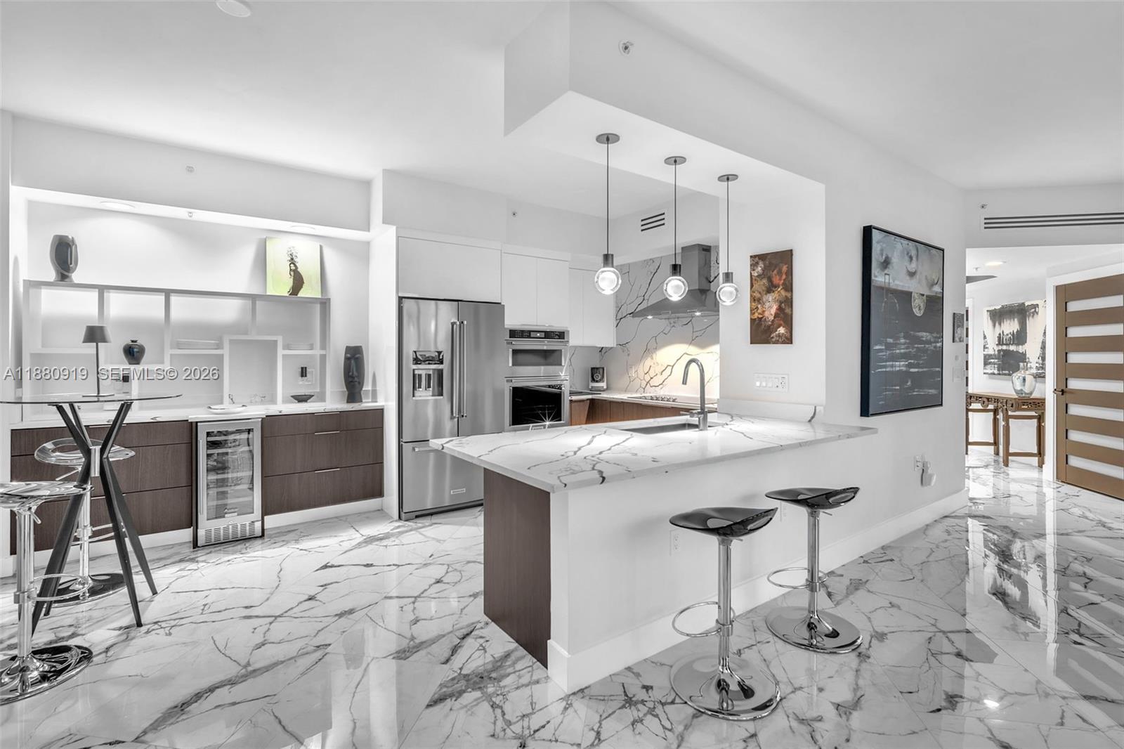 Las Olas River House Cond