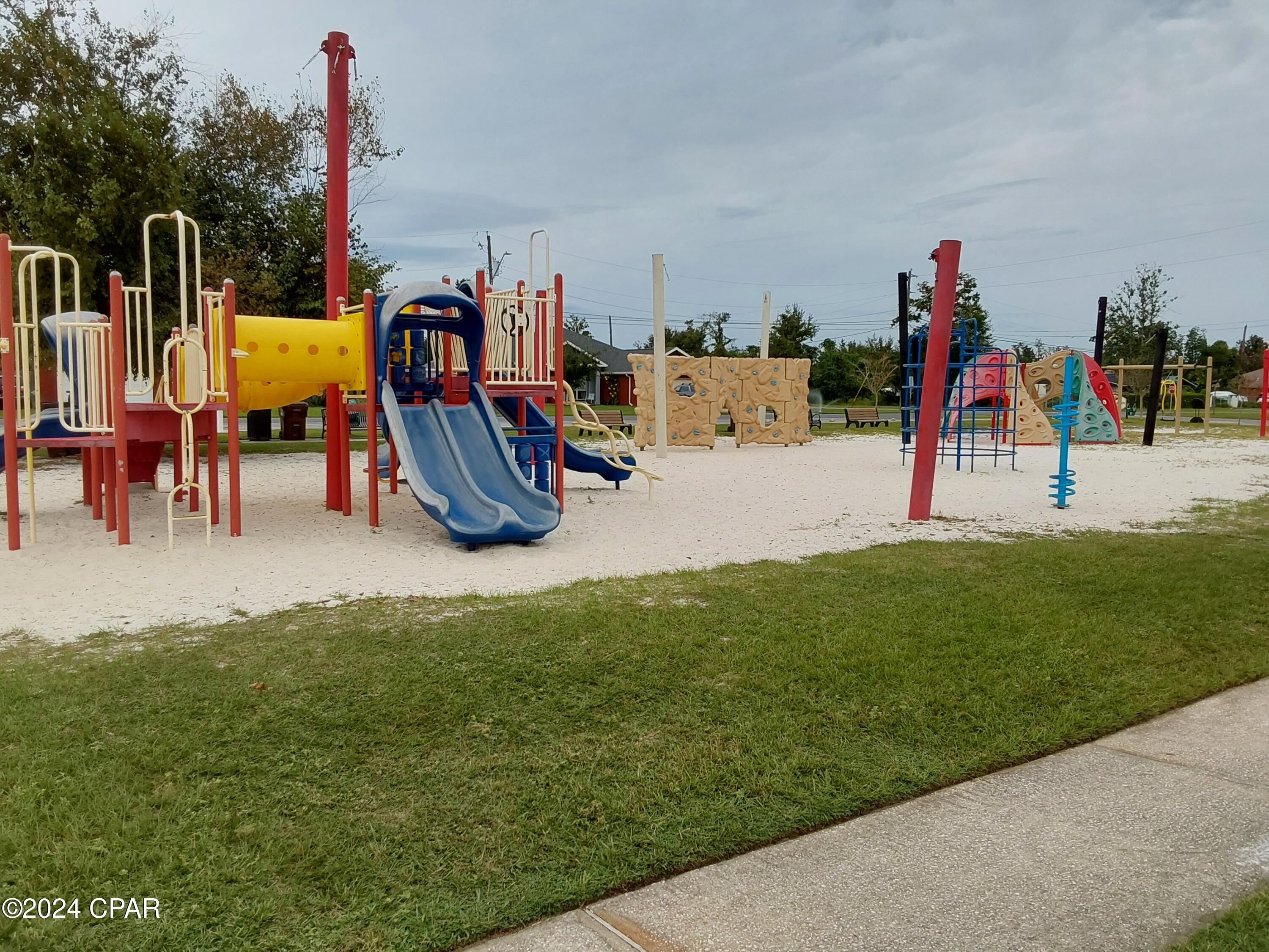 Image 47 For 1710 Illinois Avenue