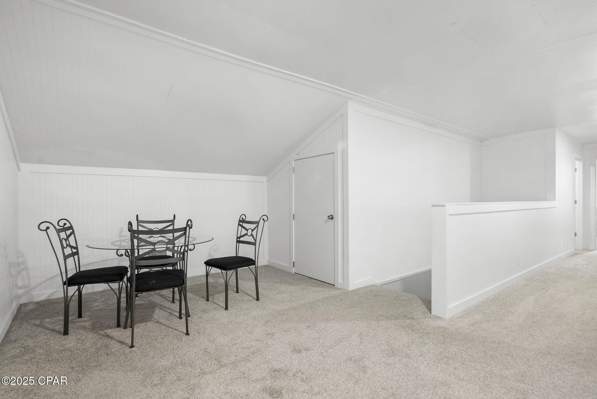 Listing photo id 59 for 1428 Parkway Drive