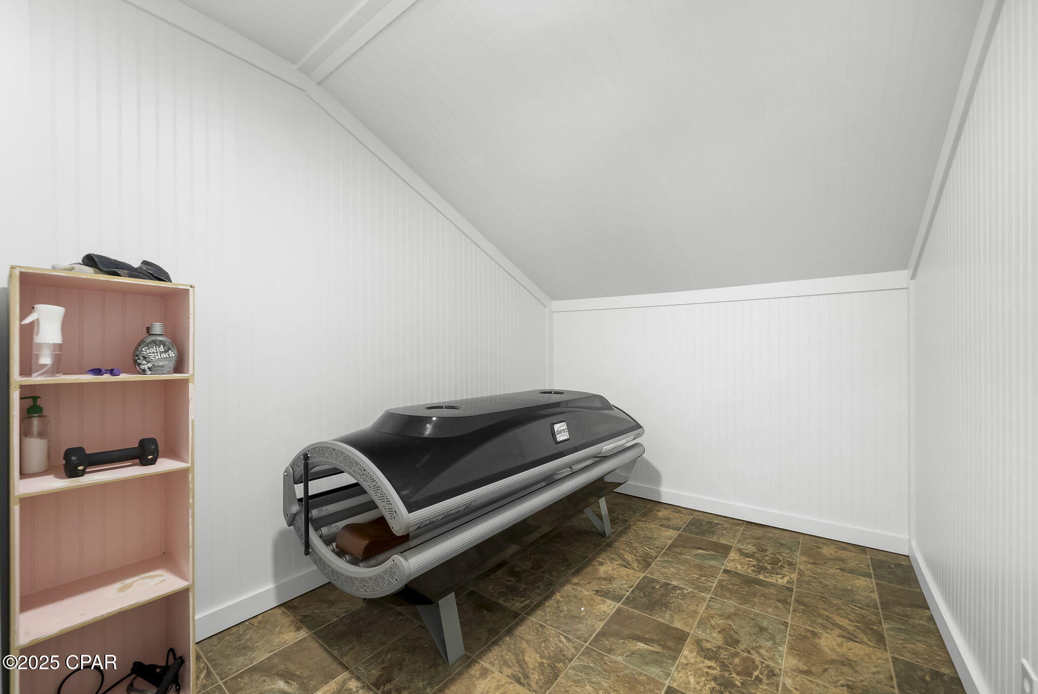 Listing photo id 60 for 1428 Parkway Drive