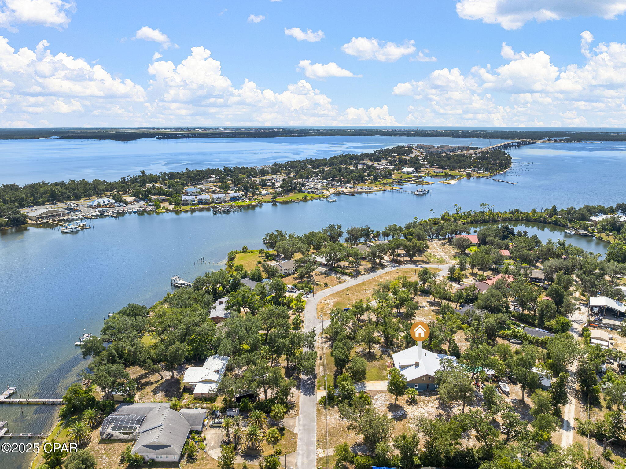 Listing photo id 70 for 1428 Parkway Drive