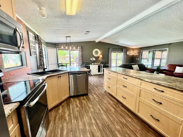 Homes for sale in Stuart, FL | 2842 Sw Toronado Trail, Stuart, FL 34997 | MLS# R11125514