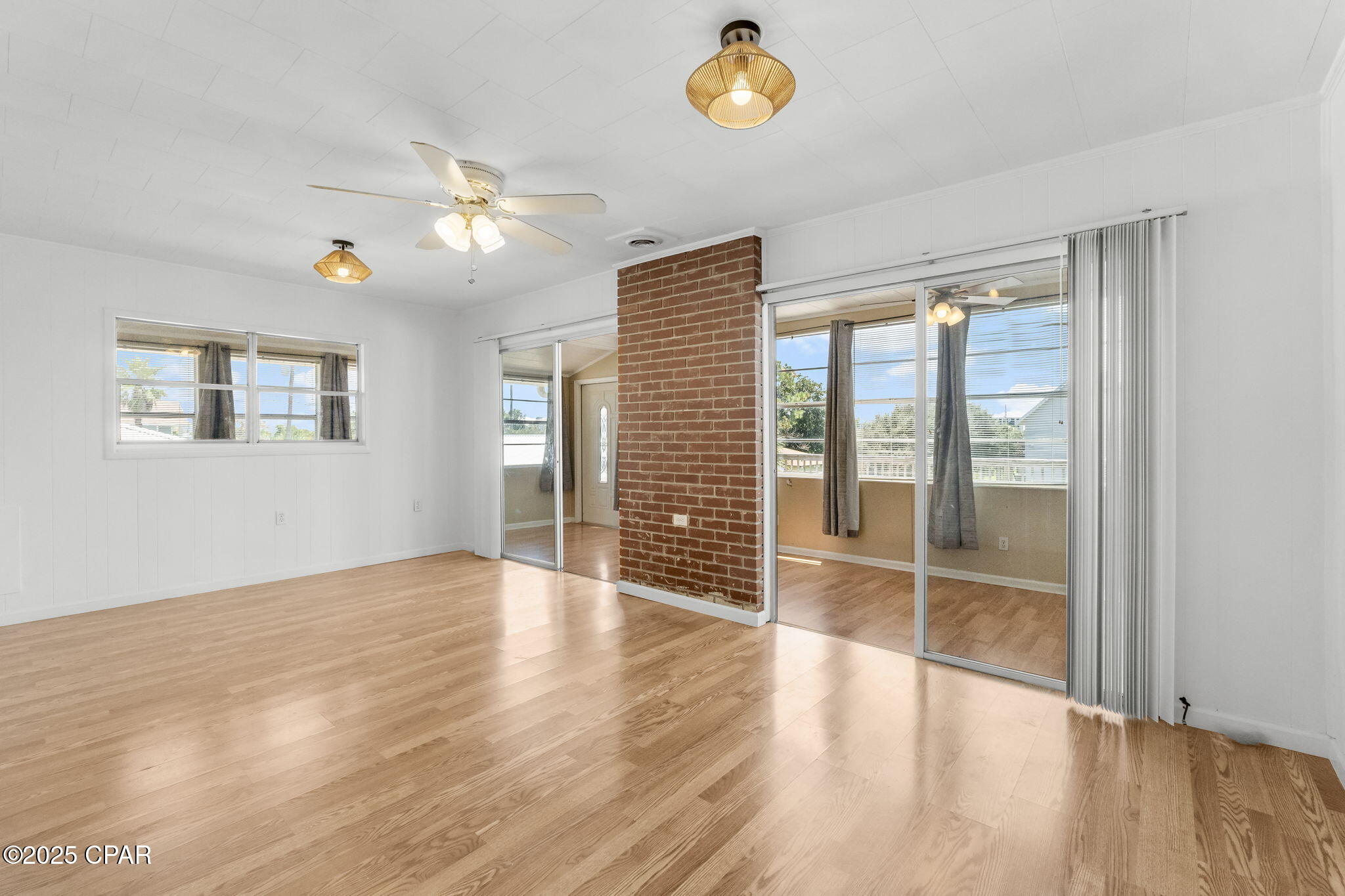 Image 15 For 22107 Bataan Avenue