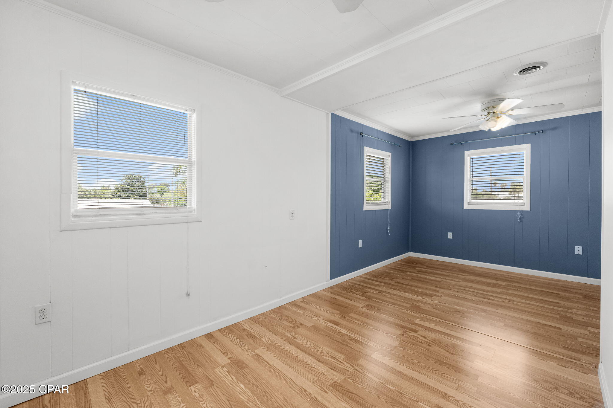 Image 20 For 22107 Bataan Avenue