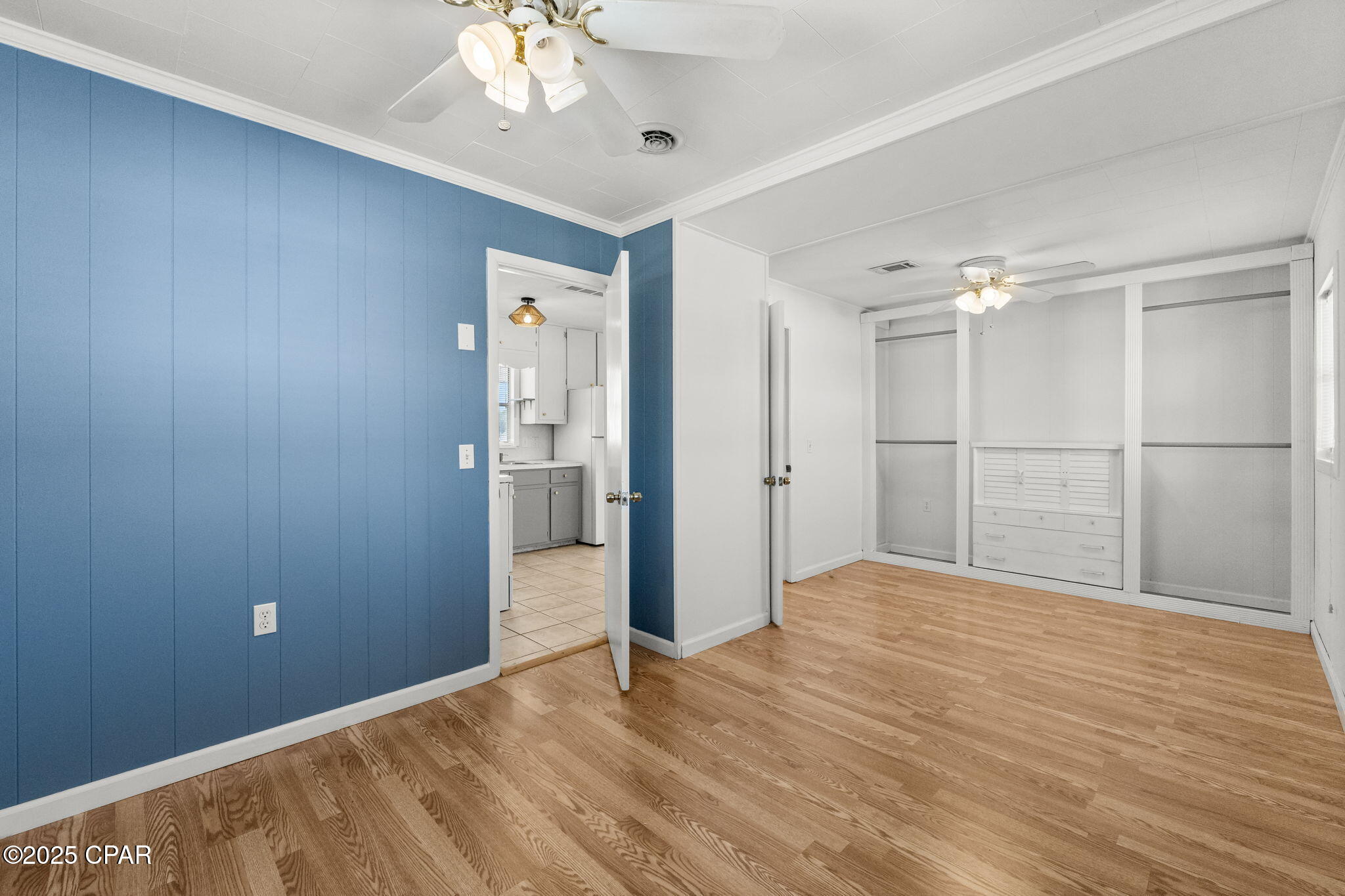 Image 21 For 22107 Bataan Avenue