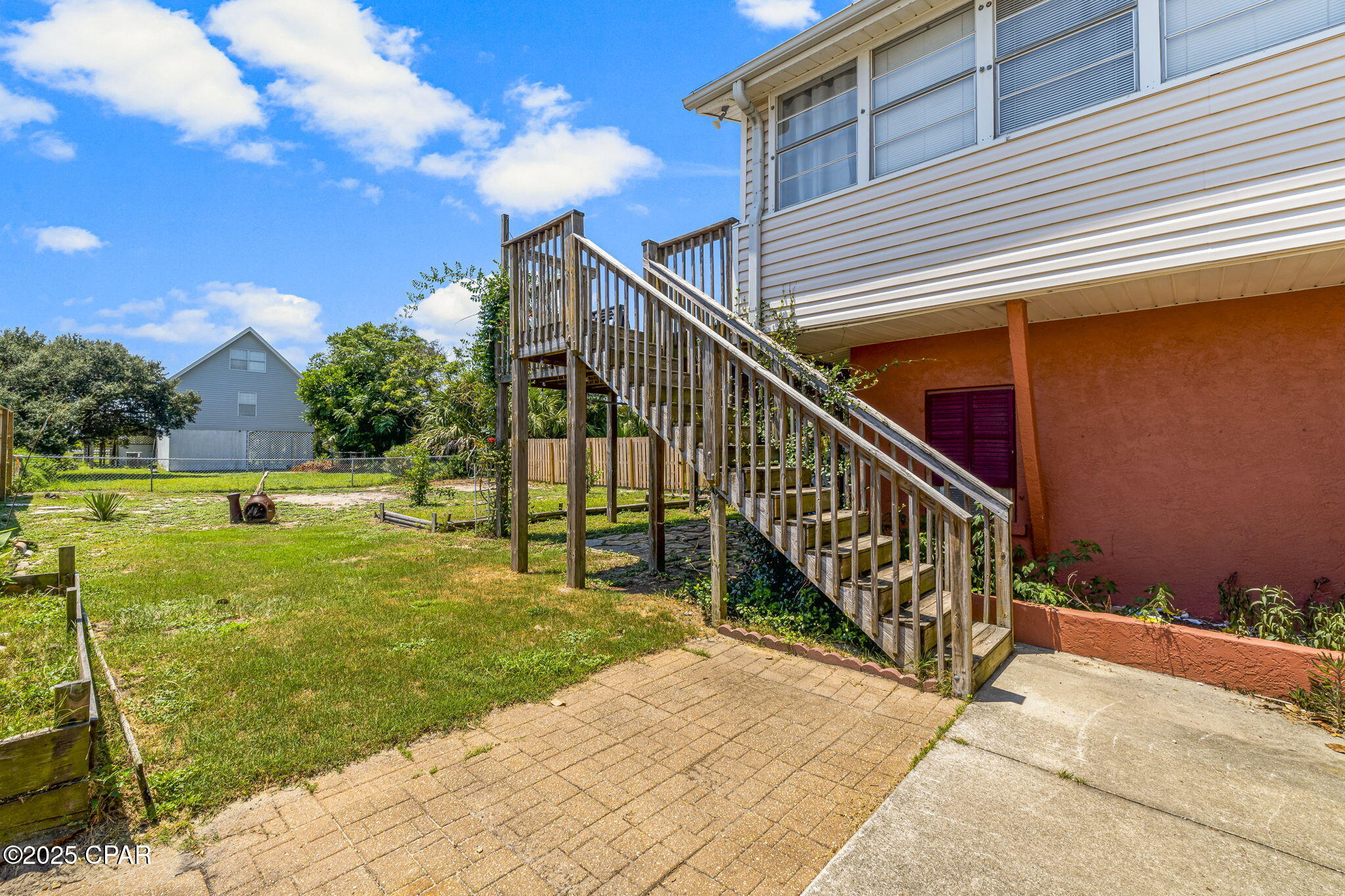 Image 40 For 22107 Bataan Avenue