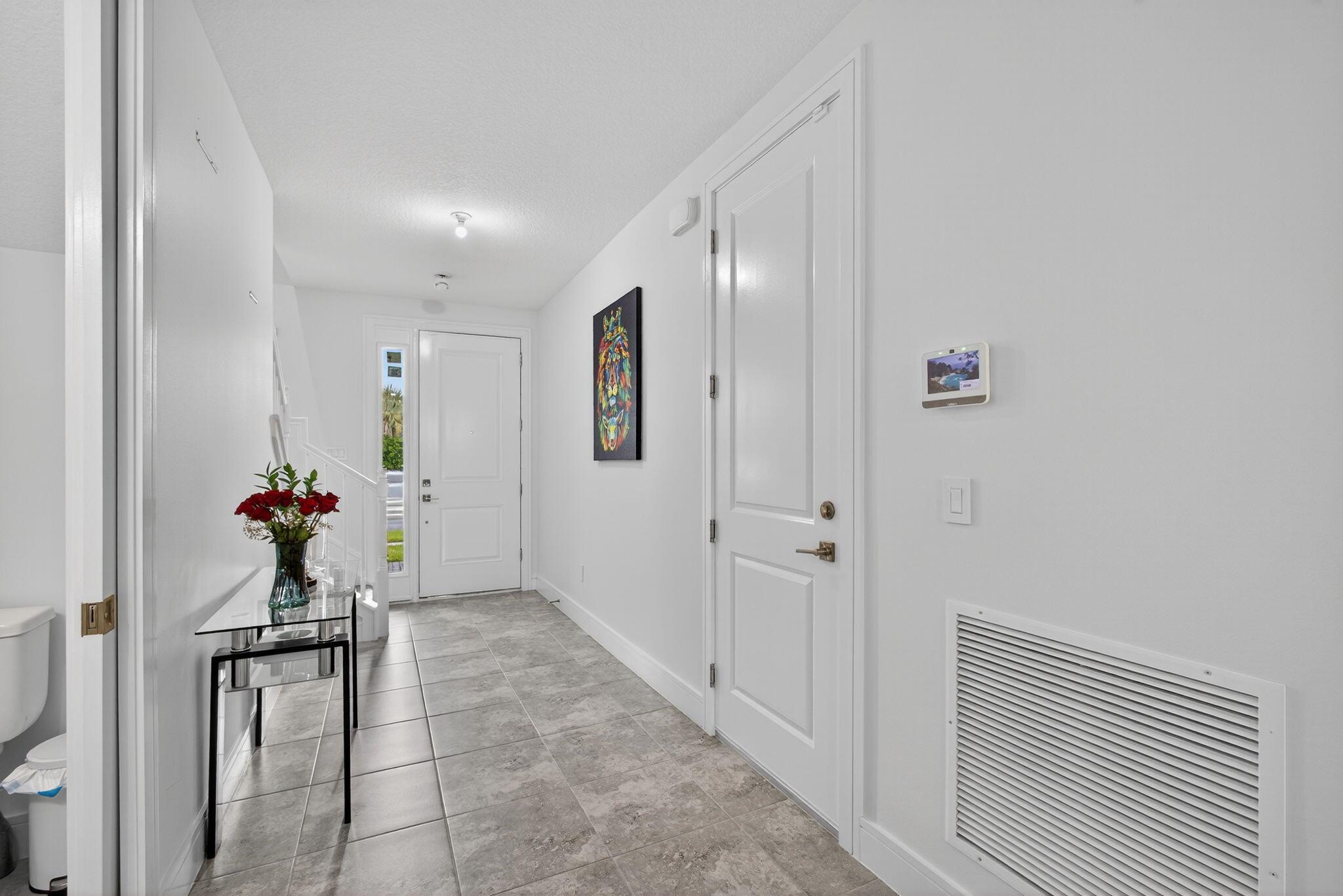 Homes for sale in Westlake, FL | 16131 Oakview Dr, Westlake, FL 33470 | MLS# R11125554