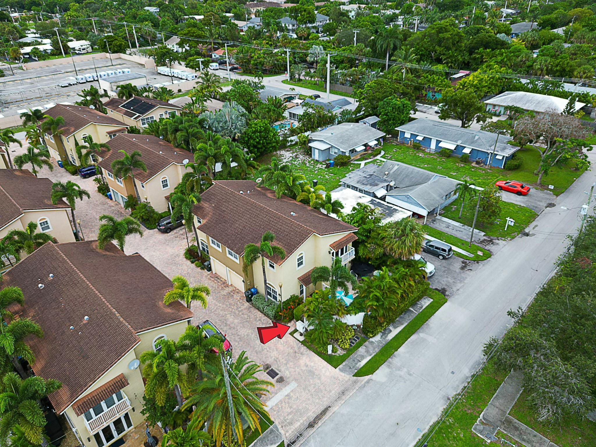 Homes for sale in Oakland Park, FL | 1251 Ne 32nd St, Oakland Park, FL 33334 | MLS# F10527569