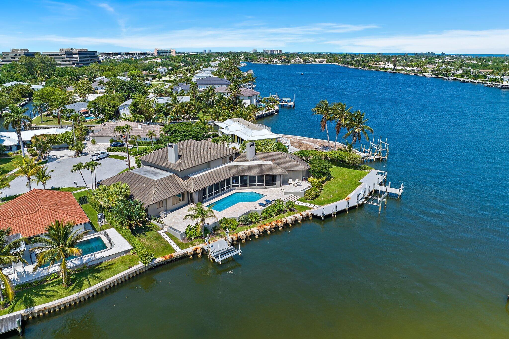 Homes for sale in North Palm Beach, FL | 1454 Point Way, North Palm Beach, FL 33408 | MLS# R11125558