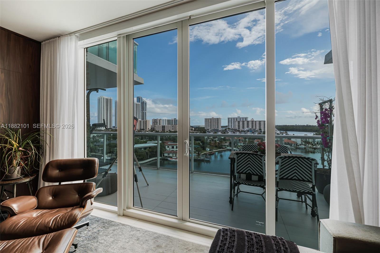 400 Sunny Isles Condo Eas