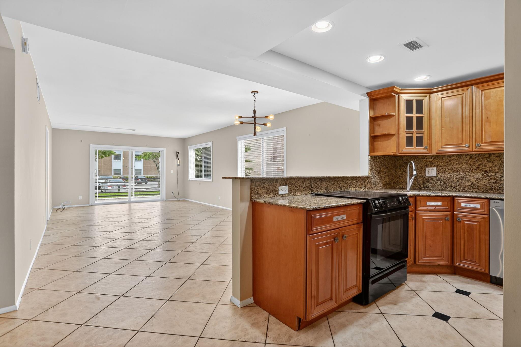 Homes for sale in Oakland Park, FL | 3050 Ne 16th Avenue #107, Oakland Park, FL 33334 | MLS# F10527412