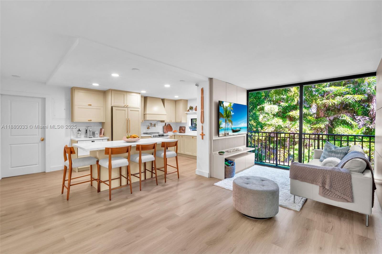 Plaza Of Americas Condo P