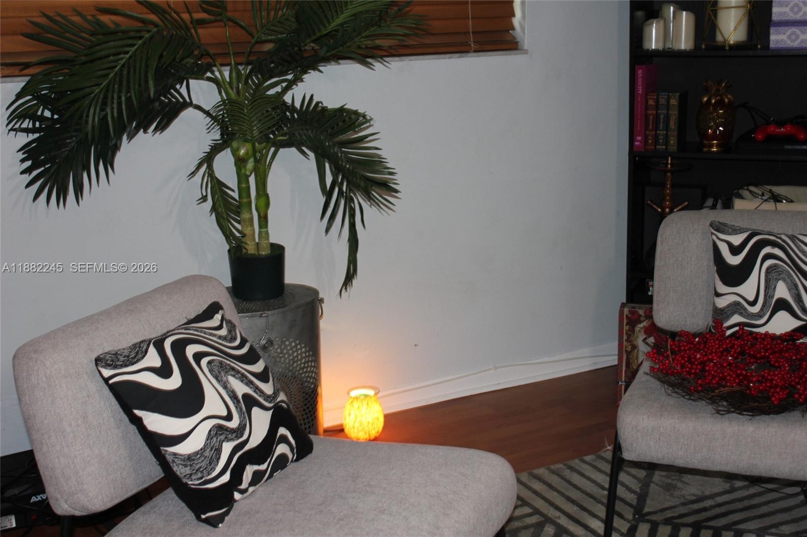 Lake Emerald Condominium