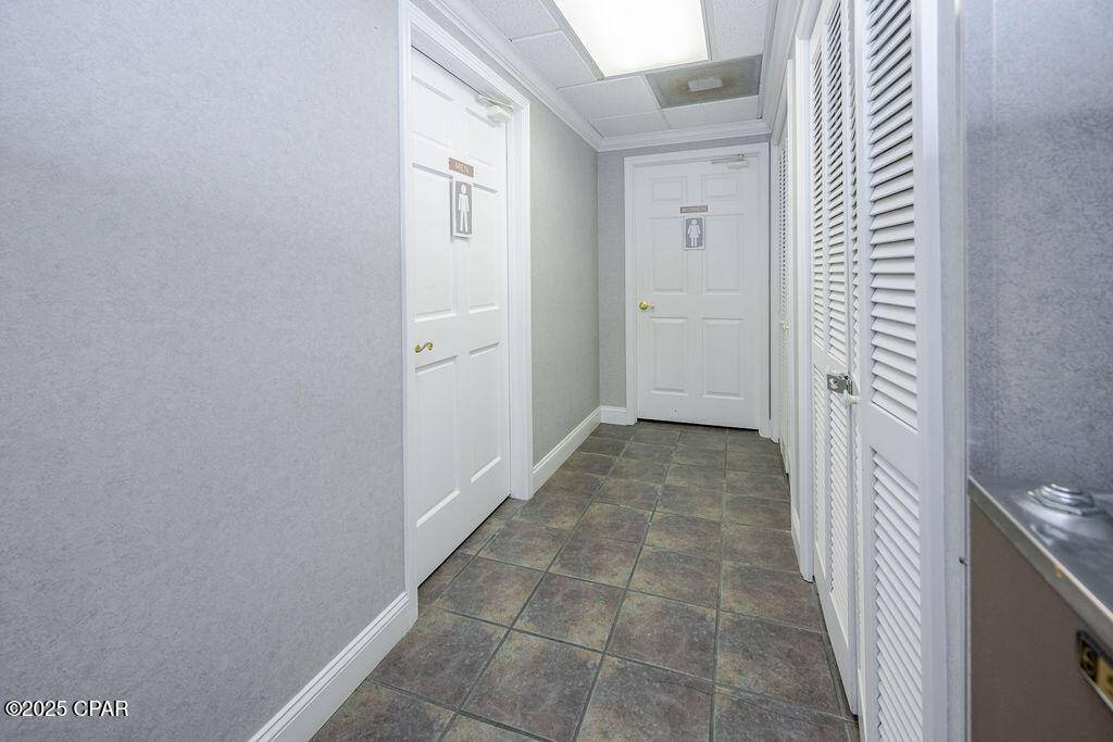 Listing photo id 25 for 8904 Highway 2301