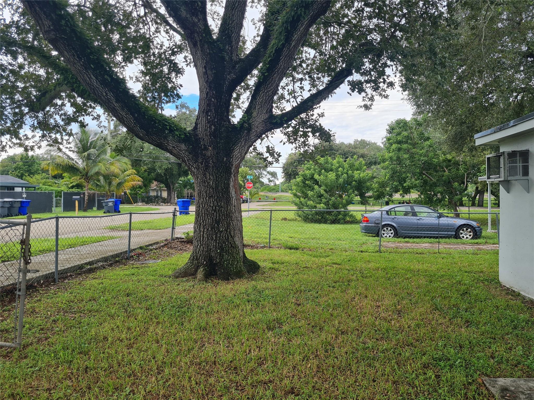 Homes for sale in Hollywood, FL | 6141 Garfield, Hollywood, FL 33024 | MLS# F10527688