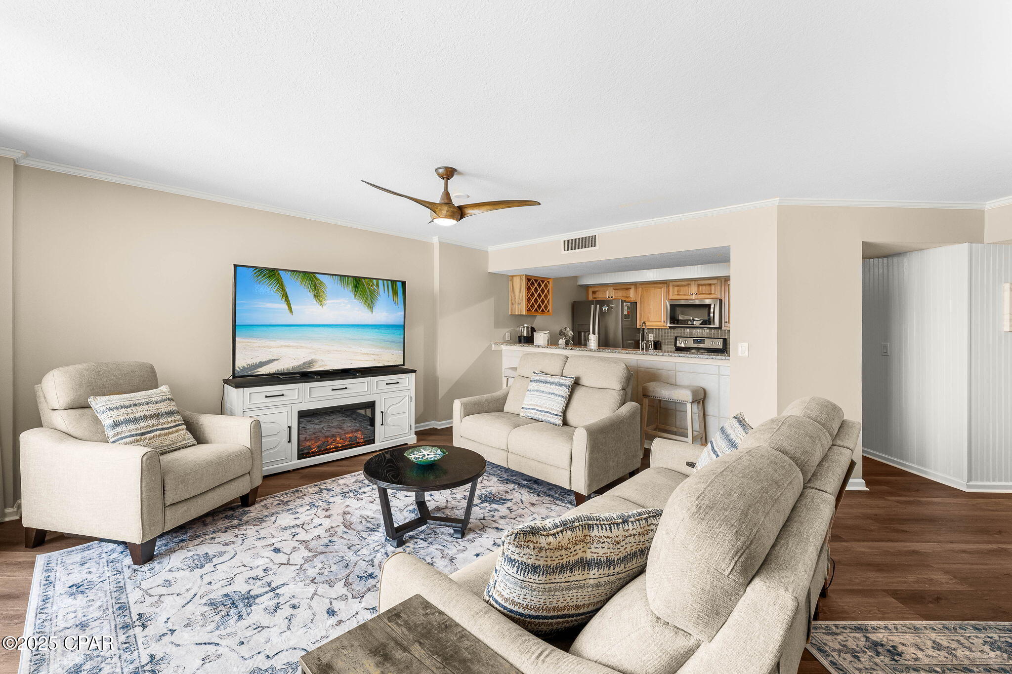 Image 11 For 7205 Thomas Drive E2003