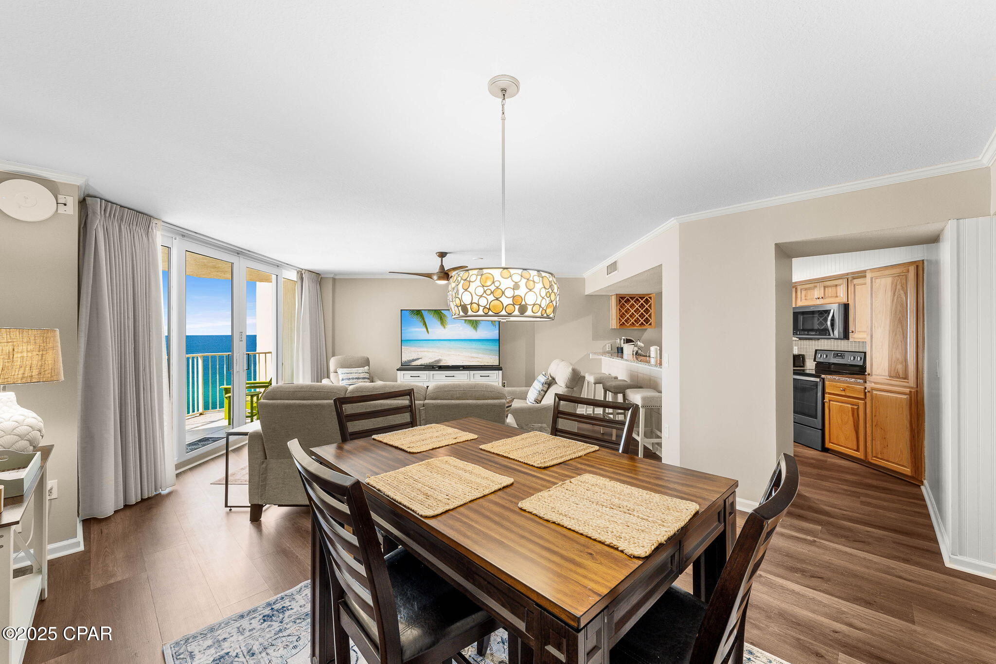 Image 12 For 7205 Thomas Drive E2003