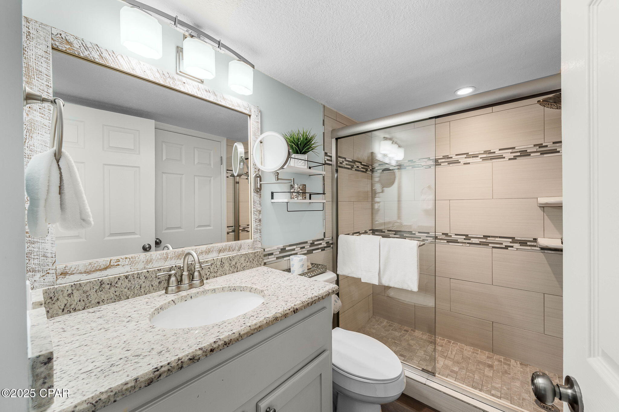 Image 28 For 7205 Thomas Drive E2003