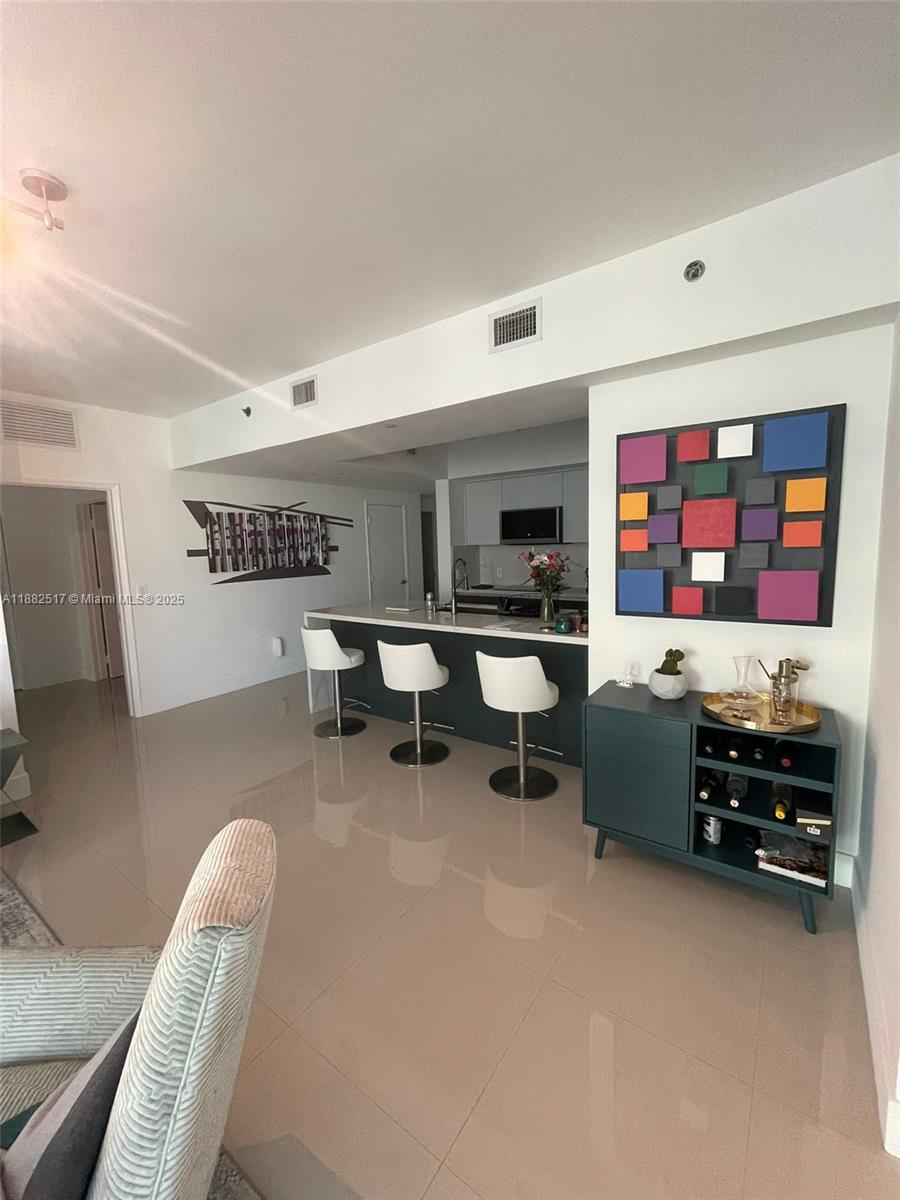 Apartamento à Venda em Miami, FL
