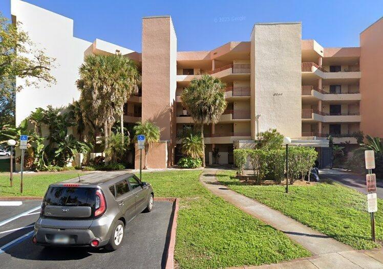 Fairway Lake 110-22 B