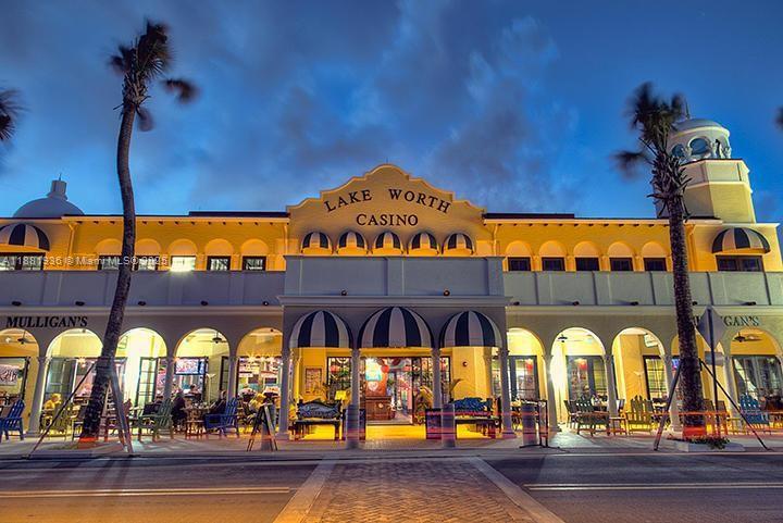 Impressive exterior facade at 2572 Emory Dr - Condo in West Palm Beach