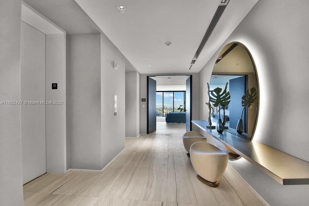 Condo for Rent in Miami, FL