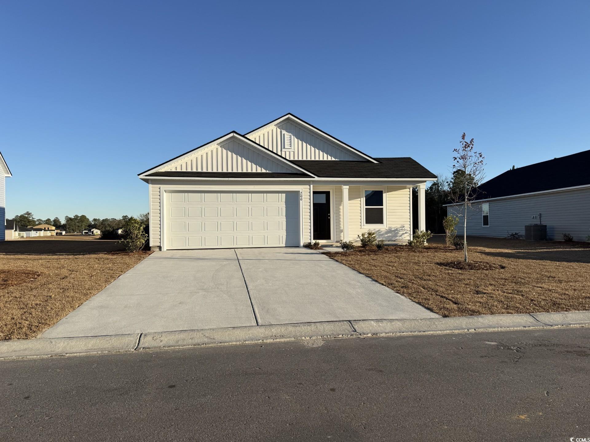 200 Warner Crossing Way Loris, SC 29569