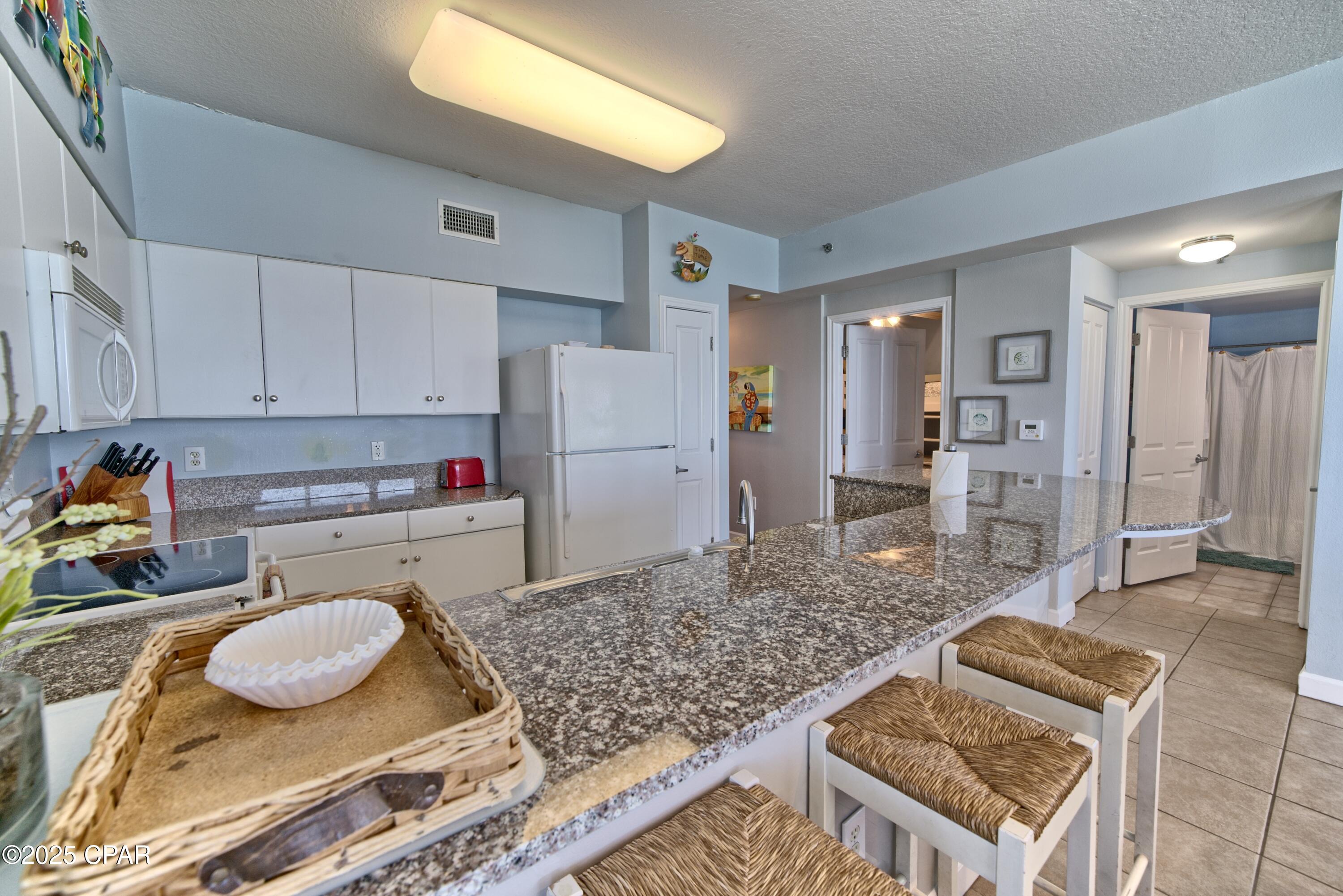 Image 10 For 9900 Thomas Drive 1301