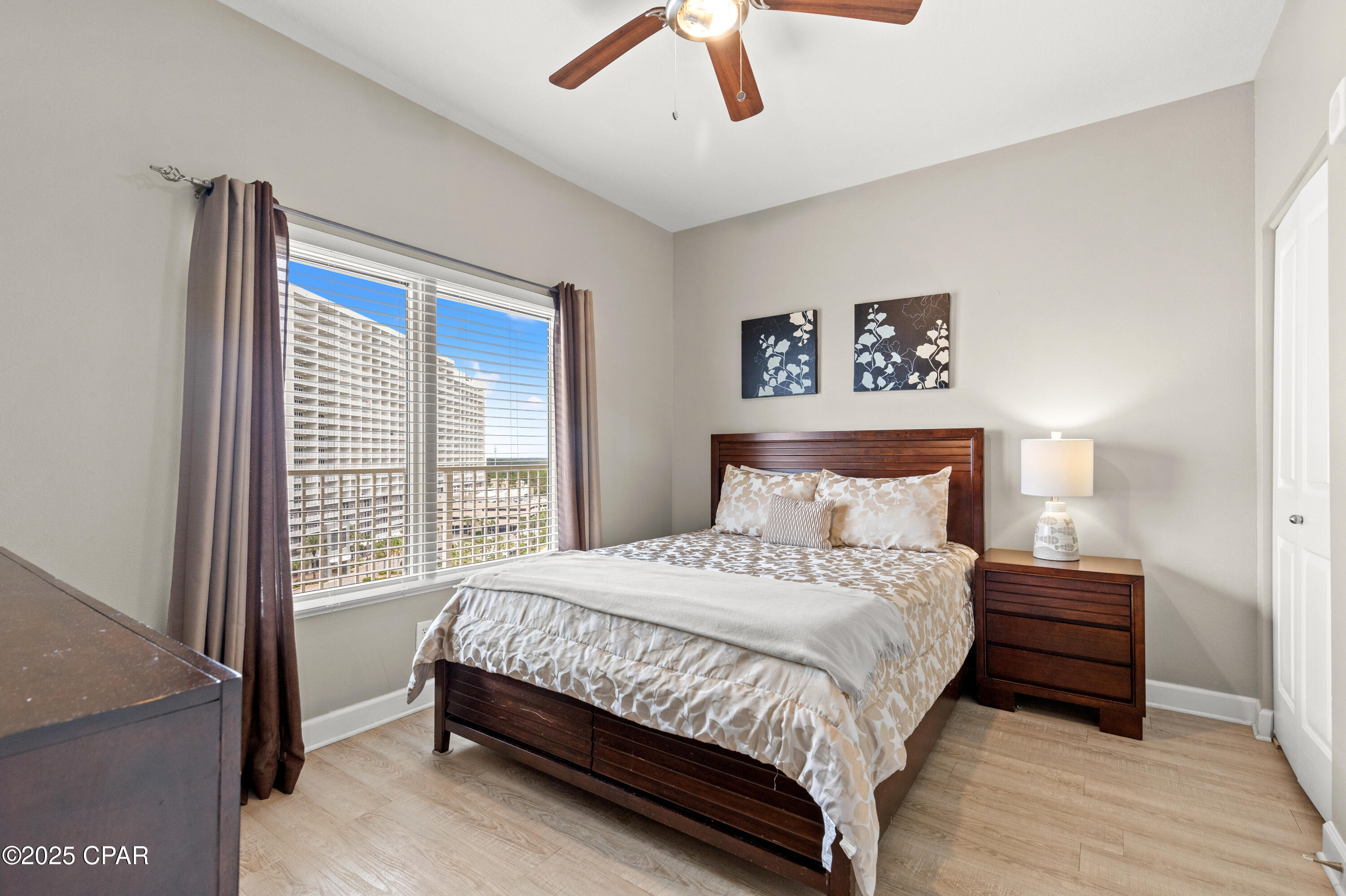 Image 15 For 9900 Thomas Drive 1019