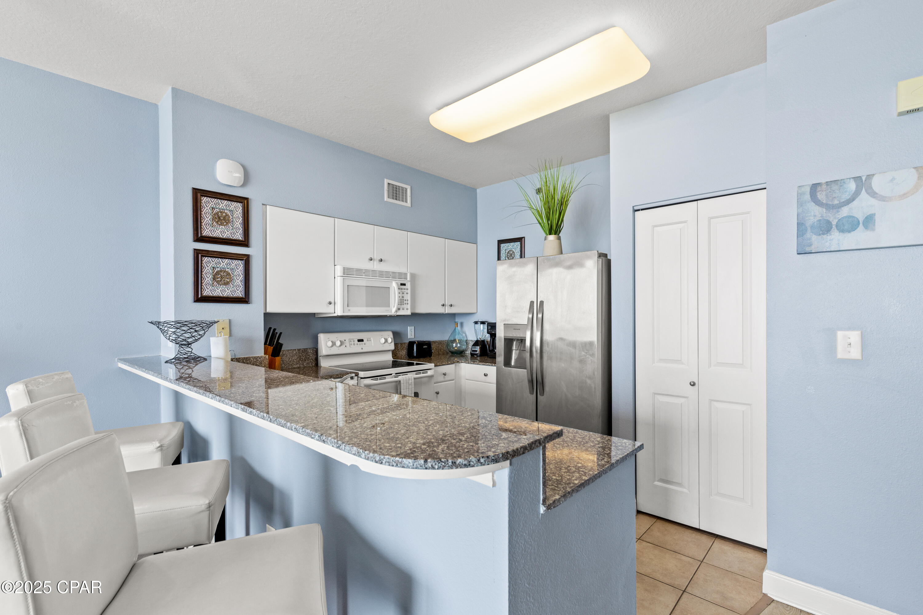 Image 3 For 9900 Thomas Drive 1019