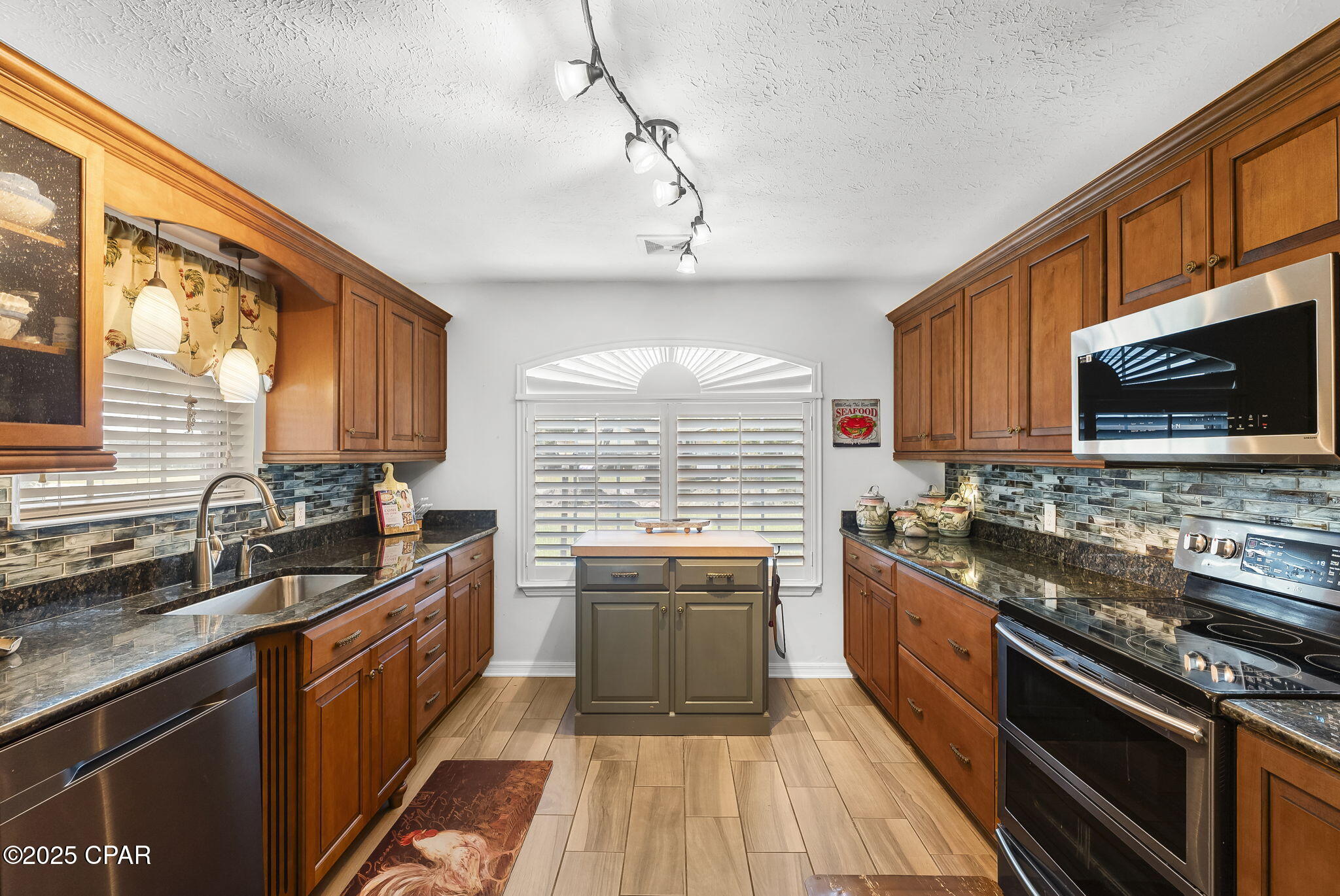 Image 12 For 2902 Kingswood Drive