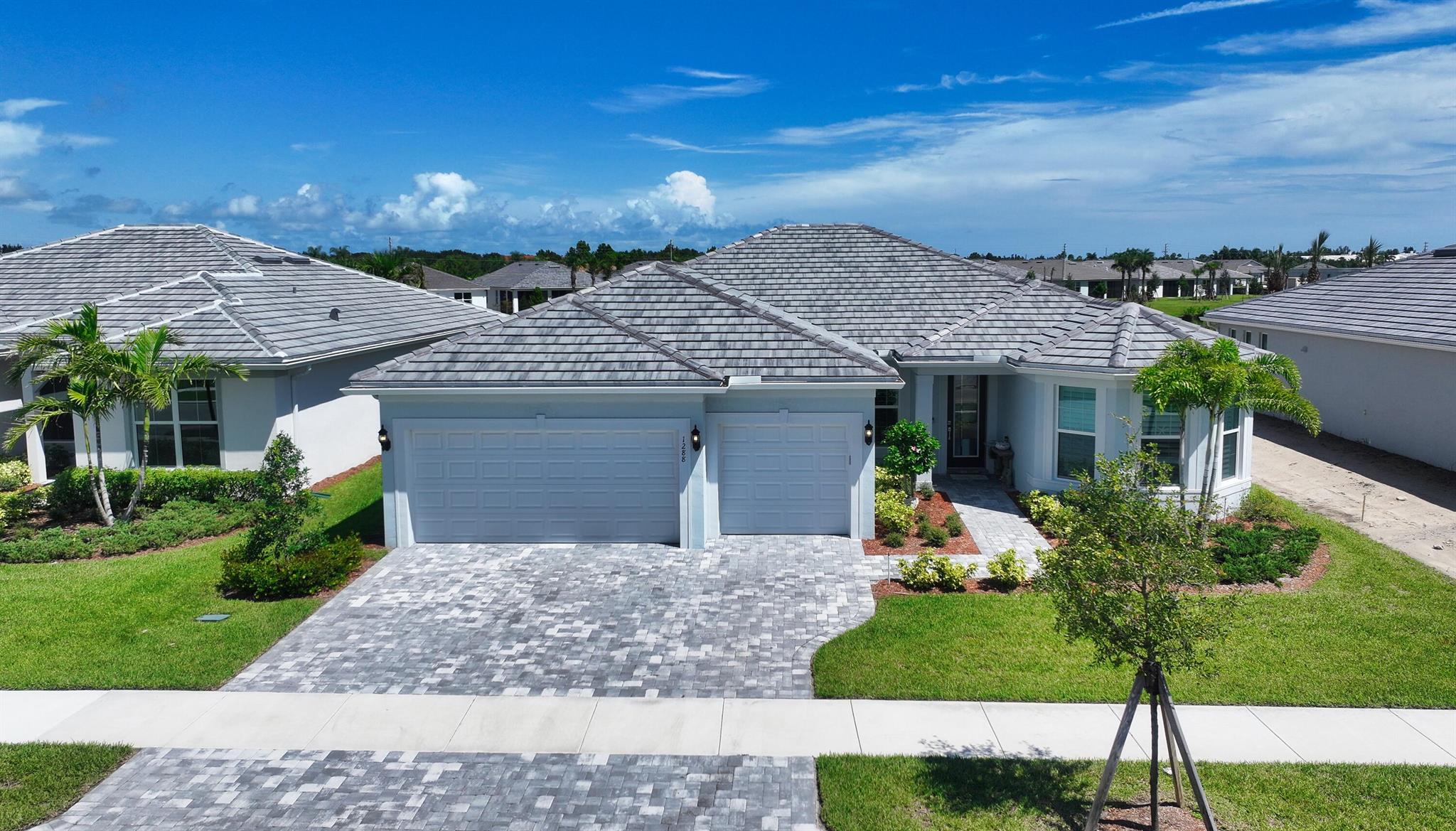 Homes for sale in Vero Beach, FL | 1288 Haven Circle, Vero Beach, FL 32960 | MLS# R11125938