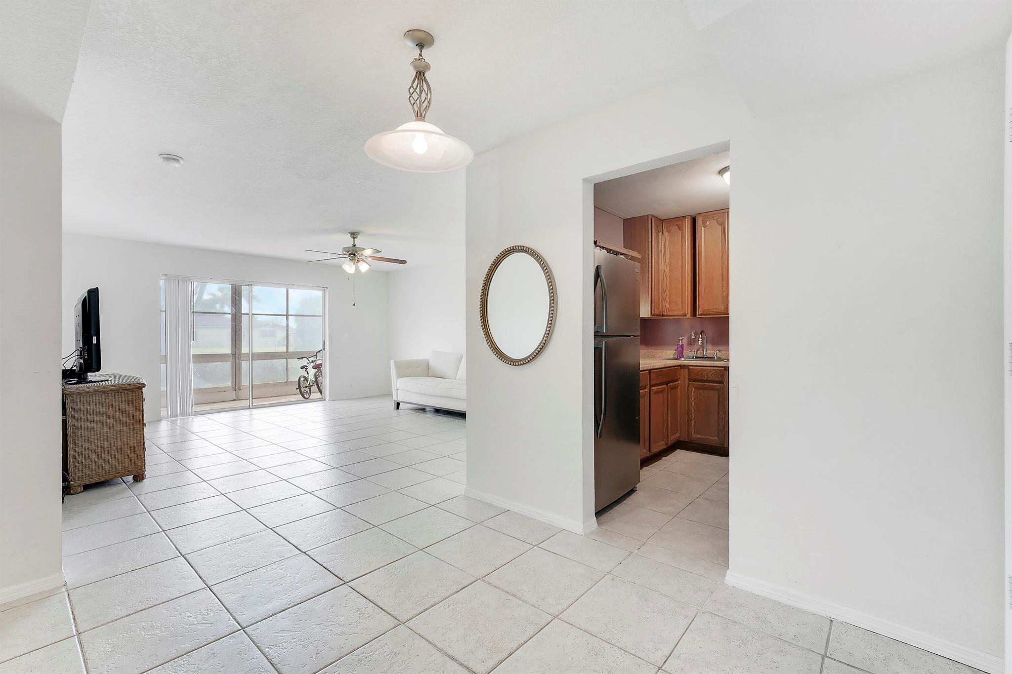Homes for sale in Royal Palm Beach, FL | 12014 S Greenway Circle S #109, Royal Palm Beach, FL 33411 | MLS# R11125936