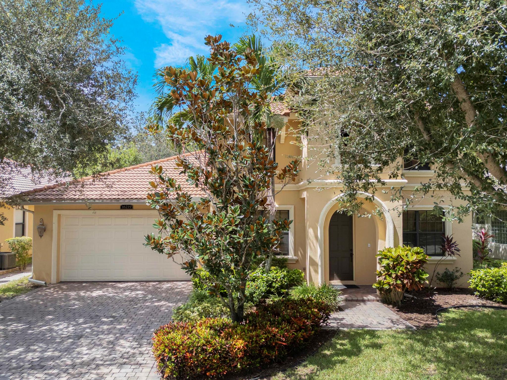 16219 Rosecroft Terrace Delray Beach FL 33446 | R11125953