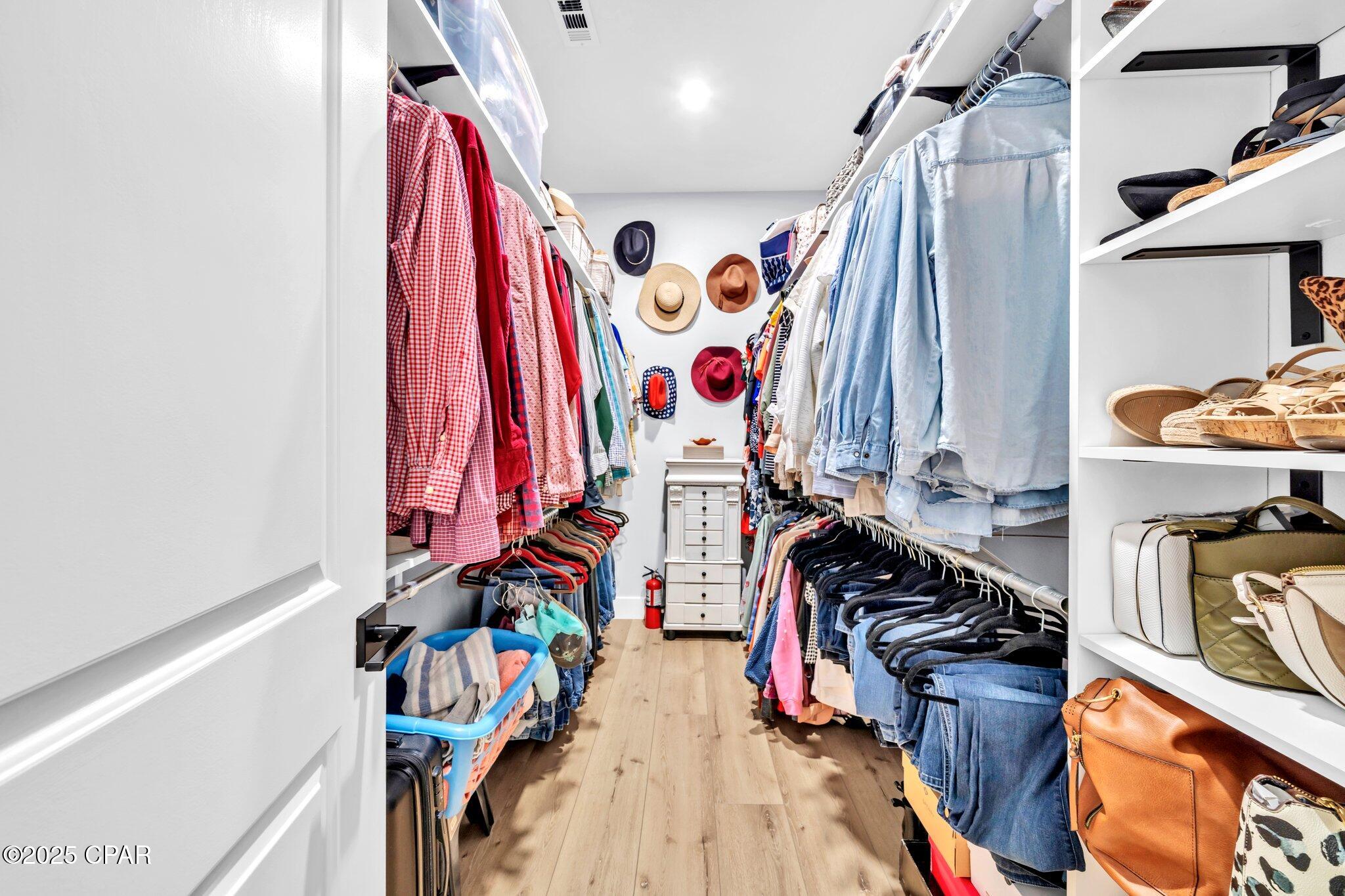 Image 17 For 52 Lazy Bone Street