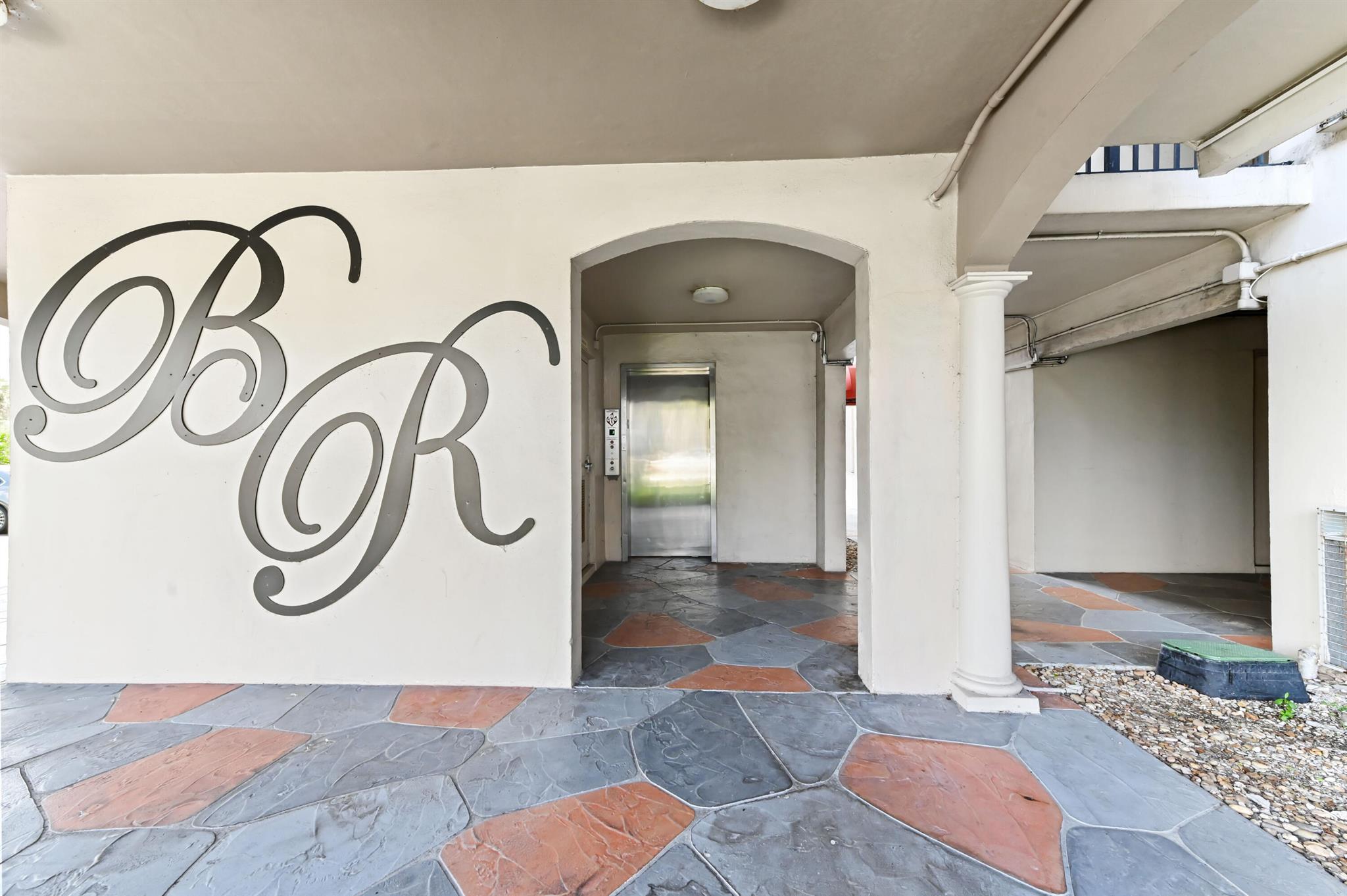 Homes for sale in Boca Raton, FL | 100 Royal Palm Way #1070, Boca Raton, FL 33432 | MLS# R11126003